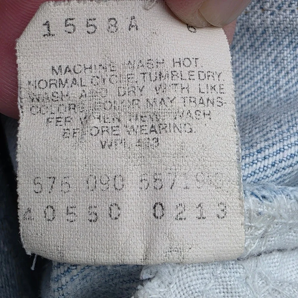 Vintage 1990 Levis 550 Orange Tab Jeans Mens 34x34 Made in USA Light Wash Blue